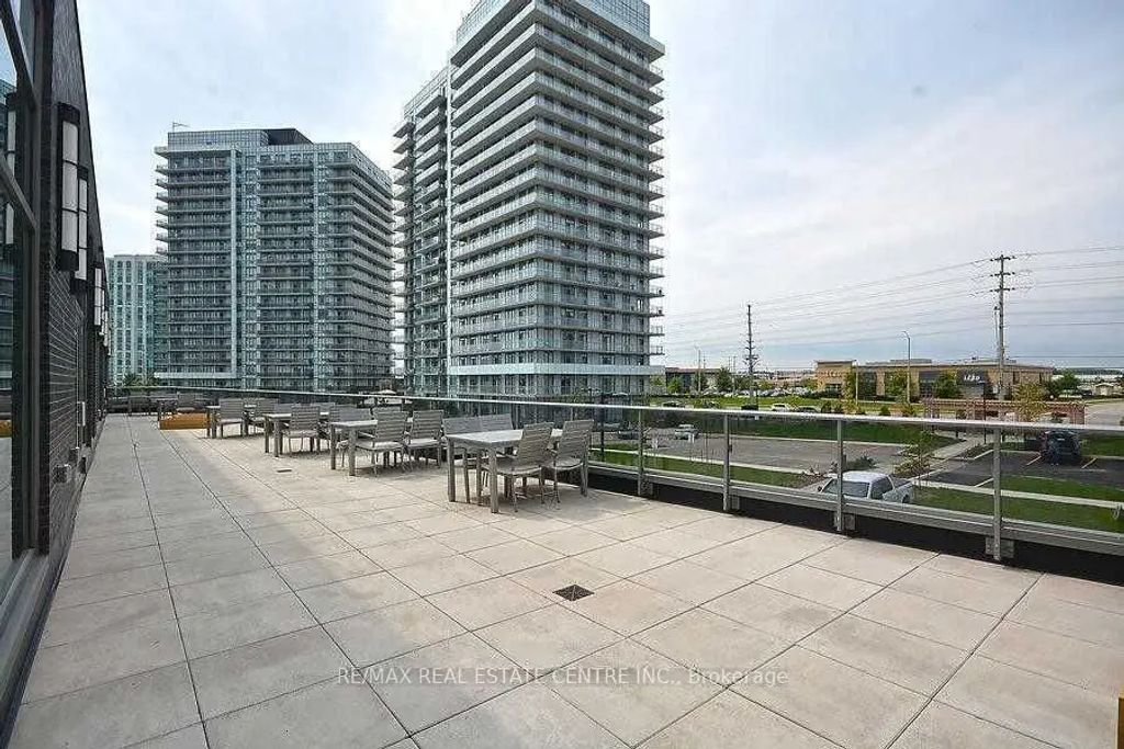 4699 Glen Erin Drive Ph 03, Mississauga