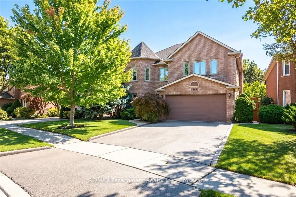 1348 Fieldcrest Lane, Oakville