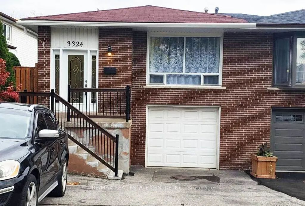 3324 Strabane Drive, Mississauga