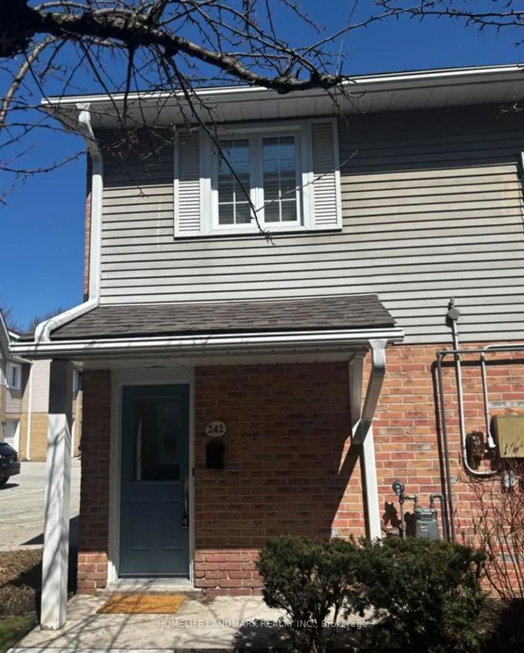 2110 Cleaver Avenue 242, Burlington