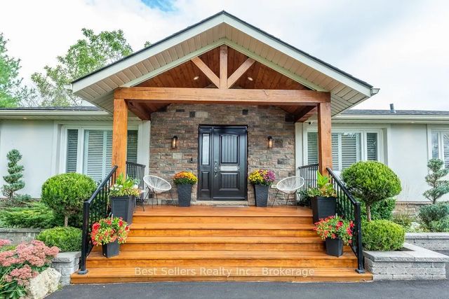 7407 Milburough Line E, Milton
