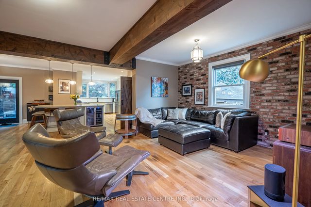 283 Plains Road W, Burlington