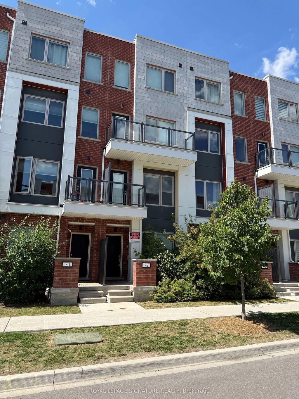72 William Duncan Road, Toronto W05
