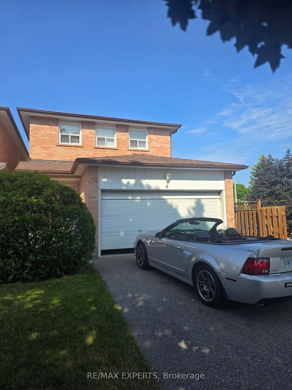 5 Rawling Crescent, Brampton