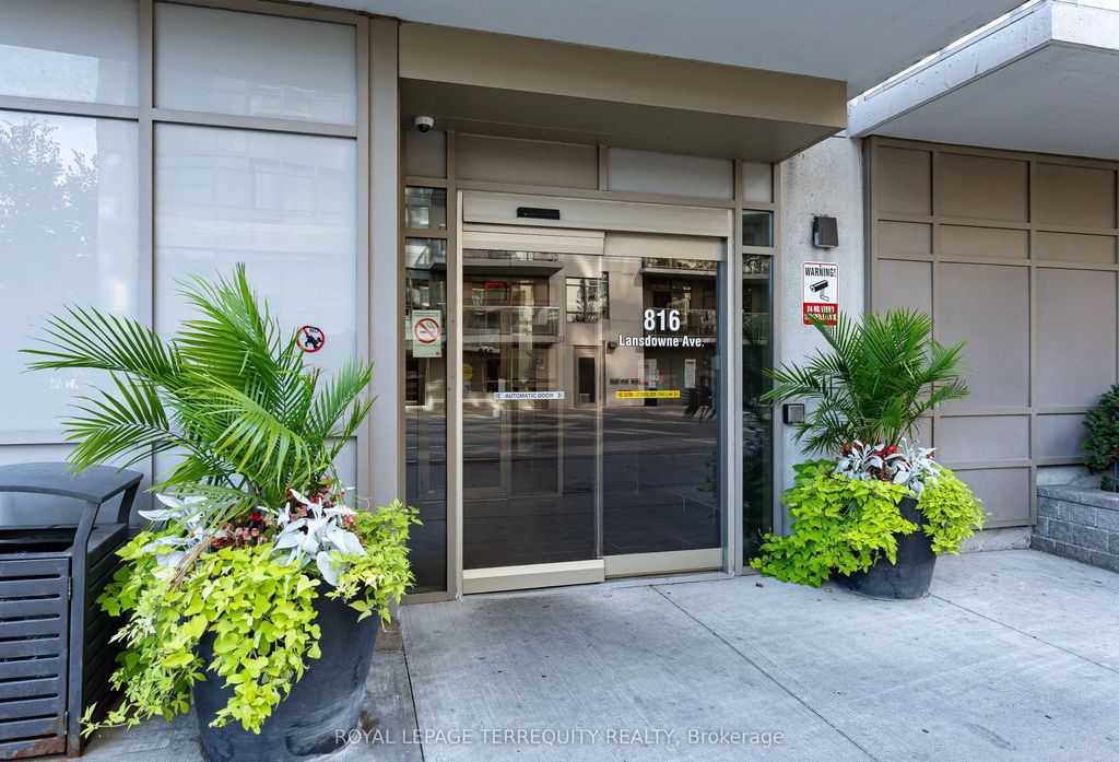 816 Lansdowne Avenue 320, Toronto W02