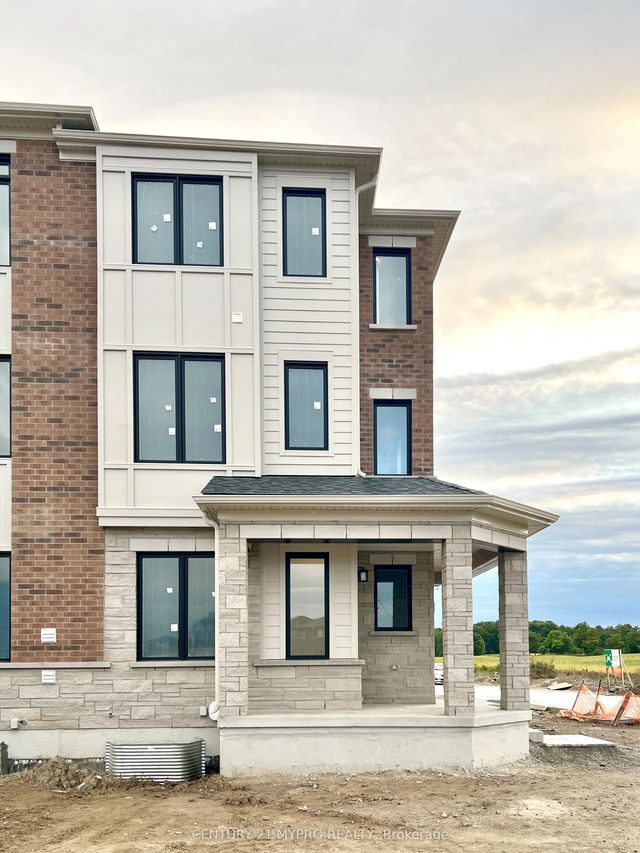2 Thornbird Crescent Main, Brampton