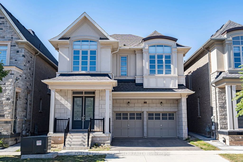 31 Carnegie Drive, Oakville