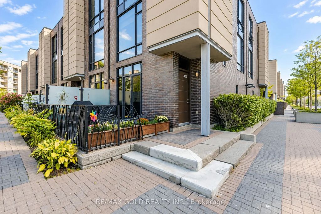 23 Valhalla Inn Road 45, Toronto W08