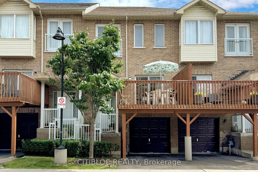 3029 Finch Avenue W 13, Toronto W05