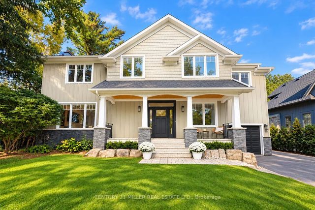 407 Maple Grove Drive, Oakville