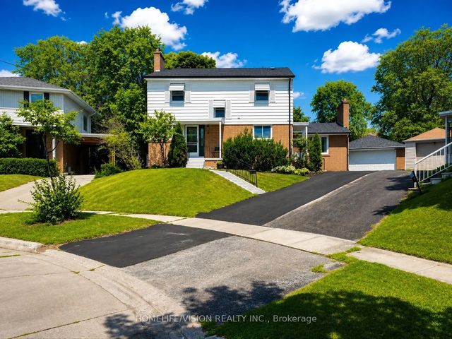 9 Lyndfield Crescent, Brampton