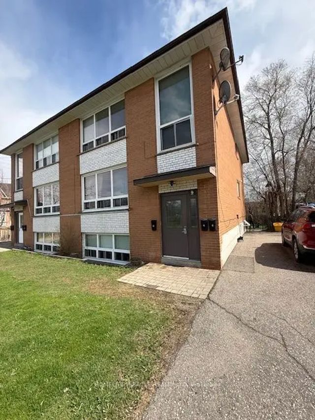 9 Ellen Street 1, Mississauga