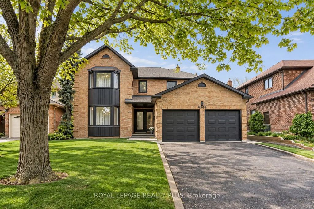 4344 Dallas Court, Mississauga