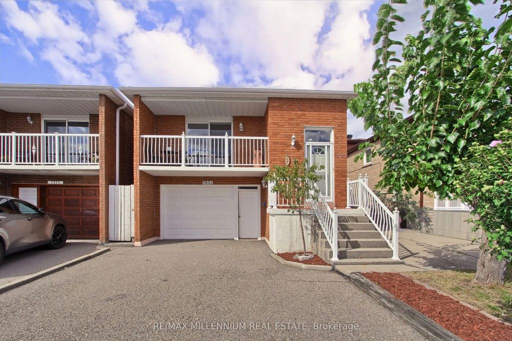 7431 Sigsbee Drive, Mississauga