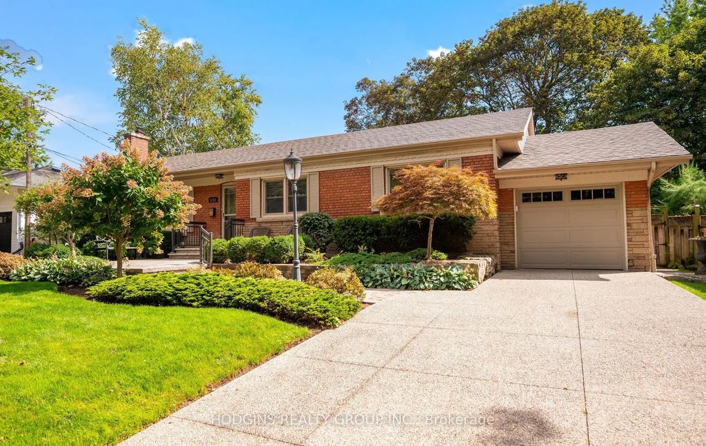 4334 Spruce Avenue, Burlington
