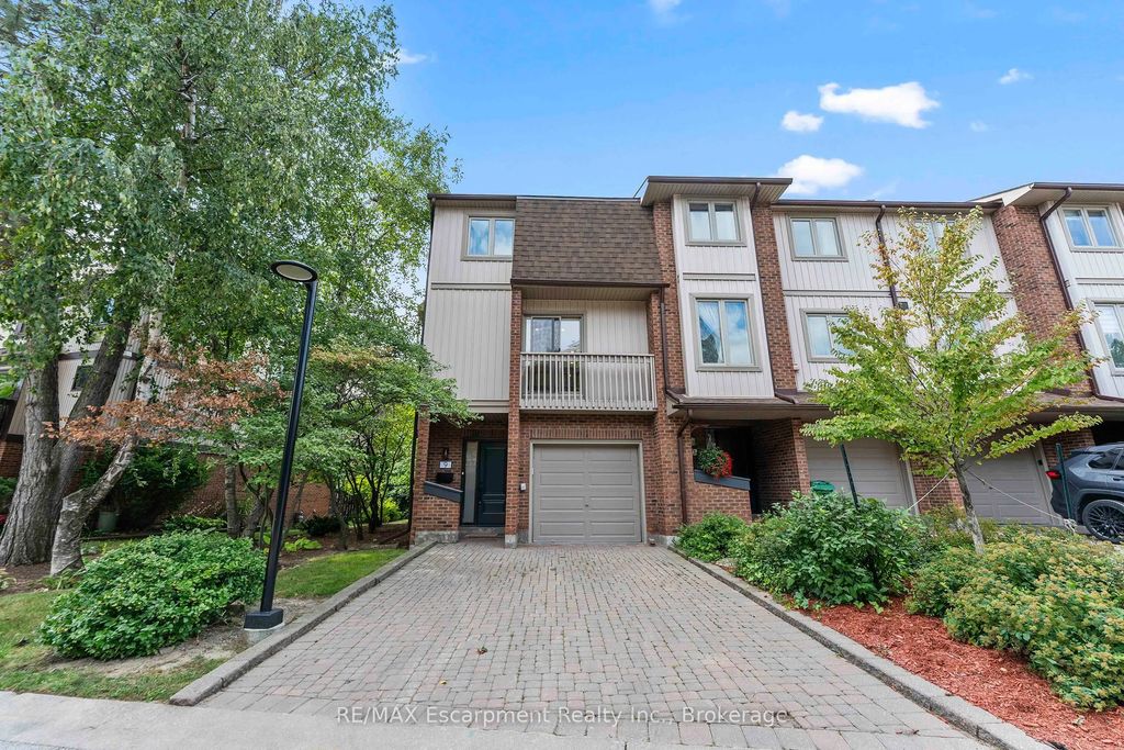 1160 Walden Circle 9, Mississauga