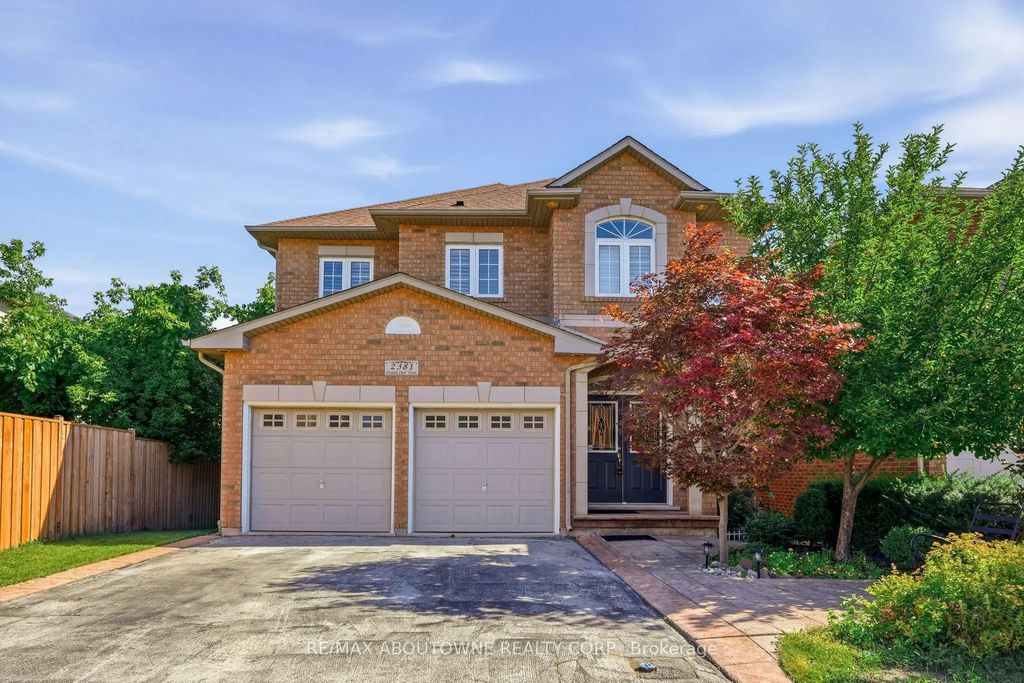 2381 Grand Oak Trail, Oakville