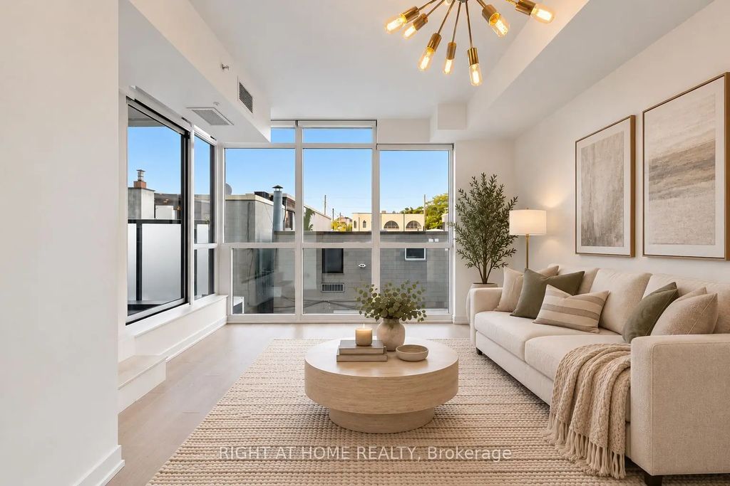 36 Howard Park Avenue 307, Toronto W01