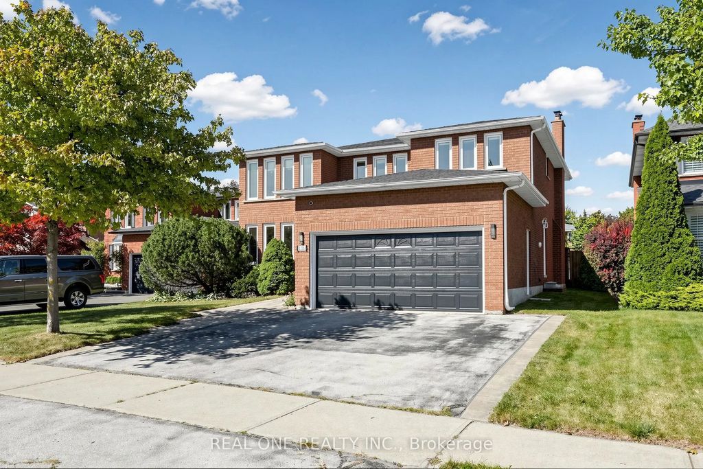 1213 Rosethorne Road, Oakville