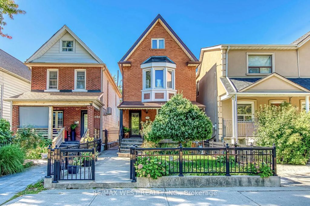 396 Bartlett Avenue N, Toronto W02