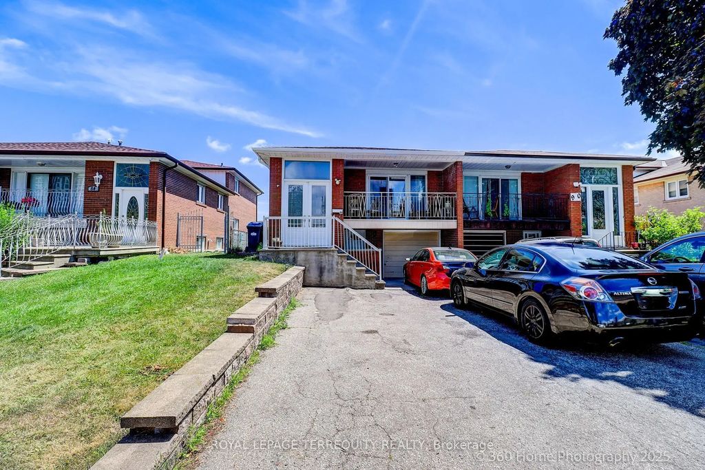 88 Central Parkway W, Mississauga