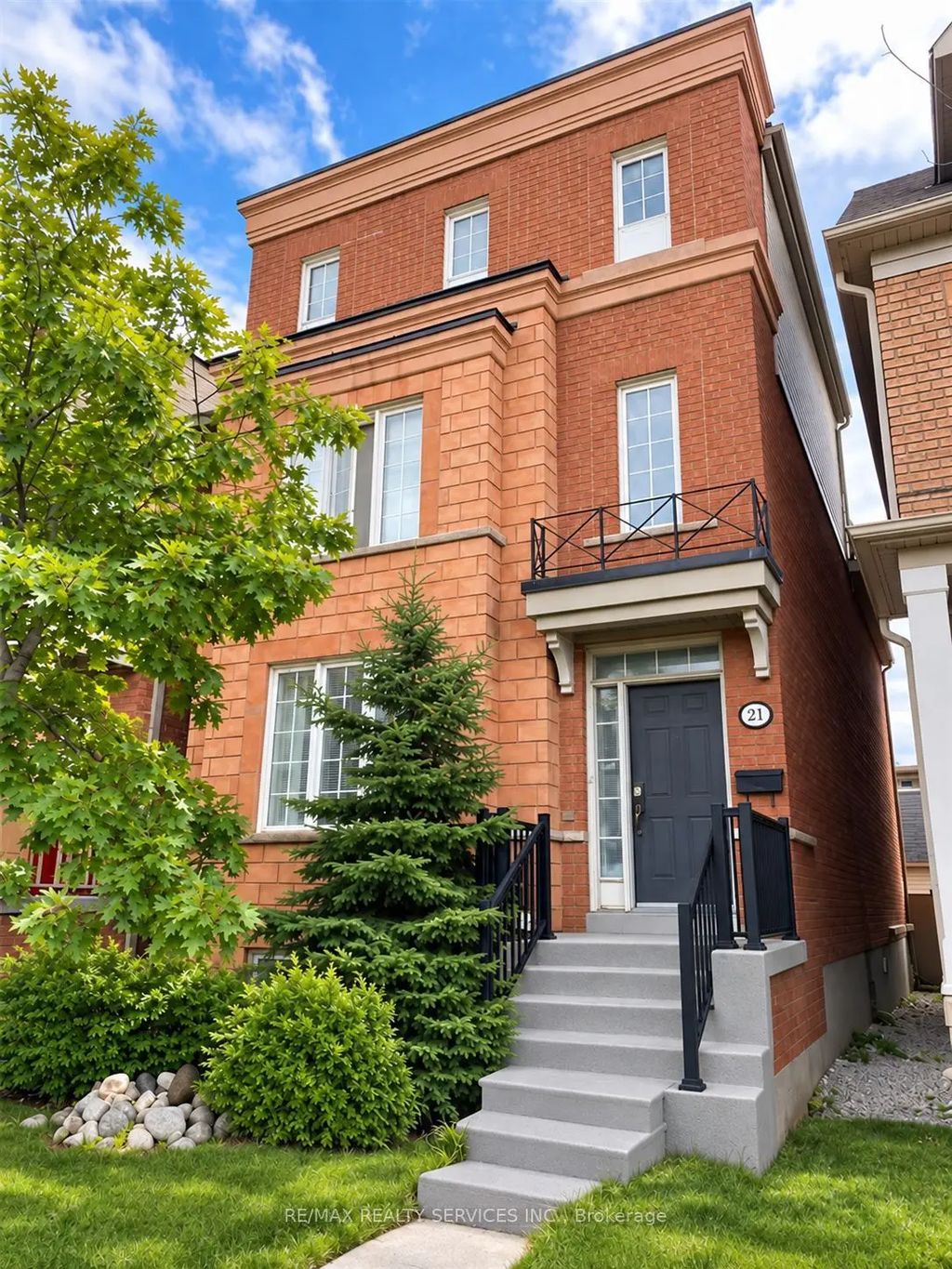 21 Delabo Drive, Toronto W05