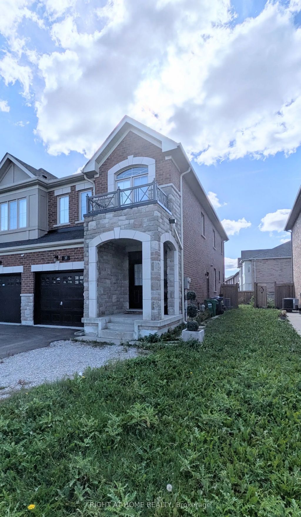 37 Biddens Square, Brampton
