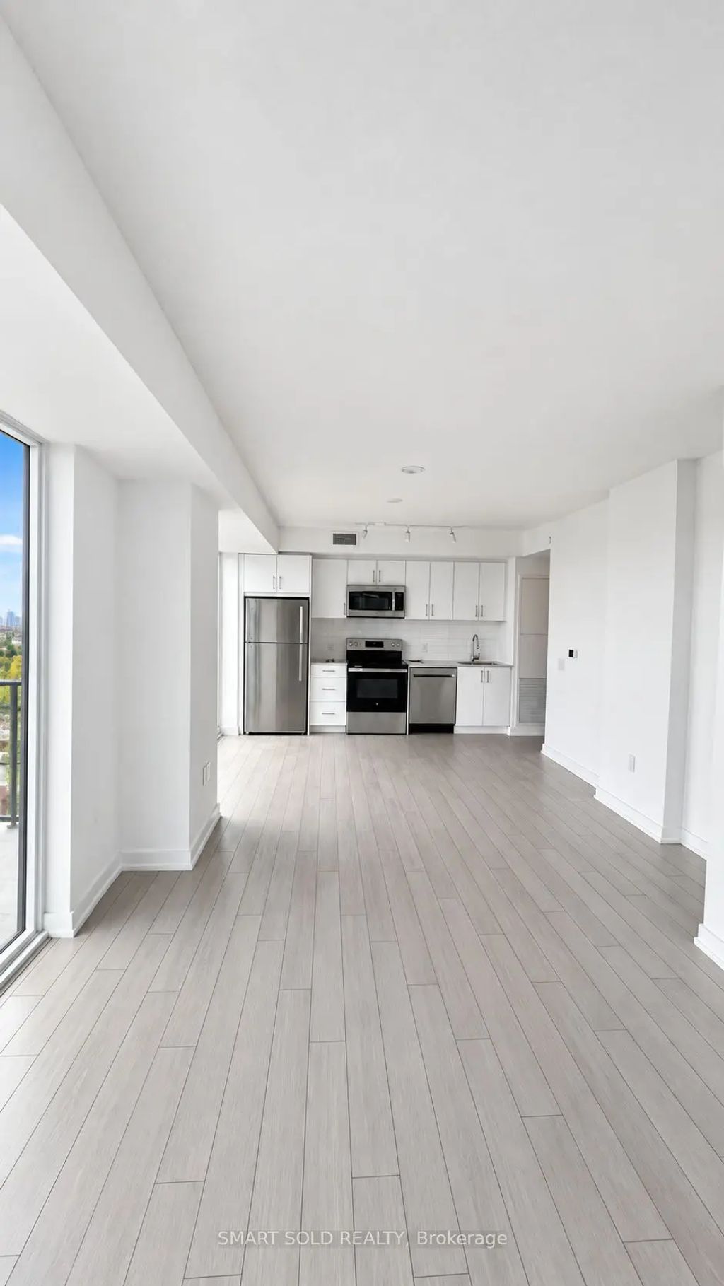 4010 Eglinton Avenue W 1219, Toronto W09