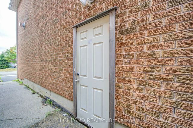 5327 Landsborough Avenue Basement, Mississauga