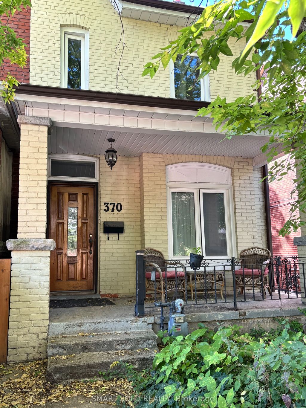 370 Delaware Avenue Lower, Toronto W02