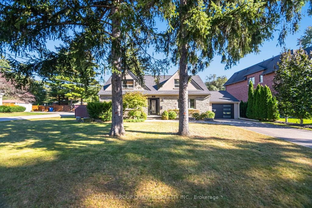 468 Lynd Avenue, Mississauga