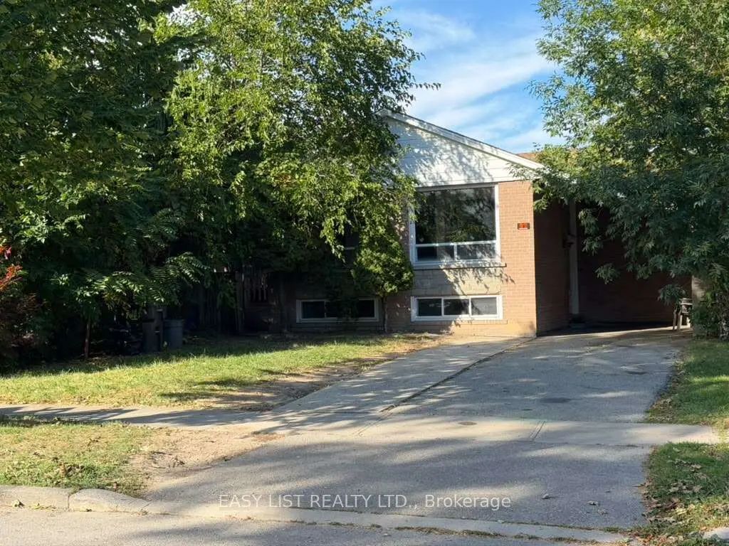 22 Foxcote Crescent, Toronto W08