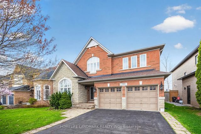 2481 Whistling Springs Crescent, Oakville