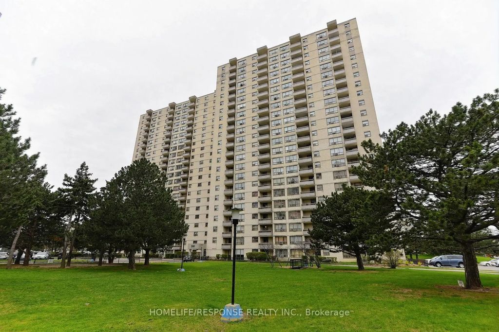 390 Dixon Road 1903, Toronto W09