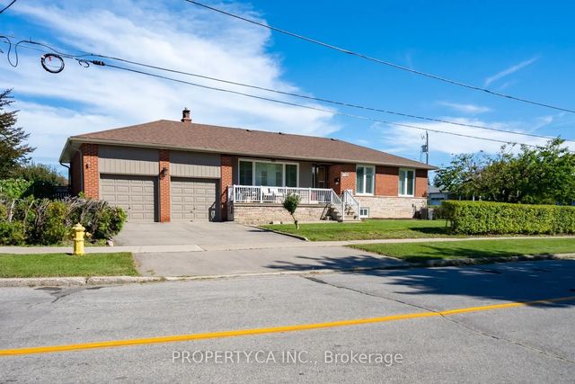 14 Alladin Avenue Bsmt, Toronto W04