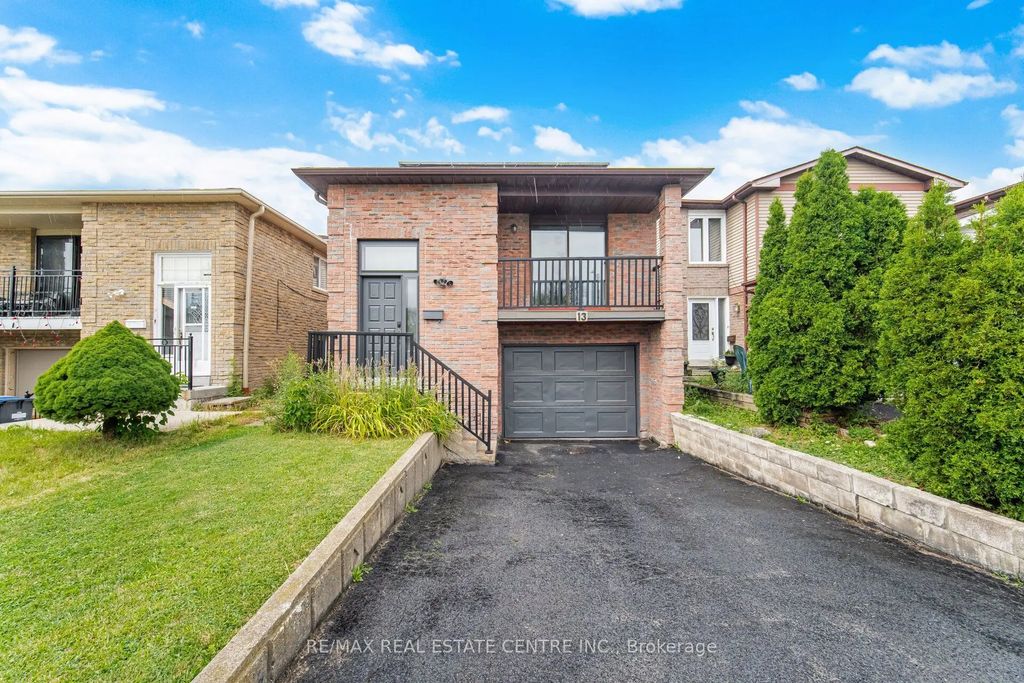 13 Dafoe Crescent, Brampton