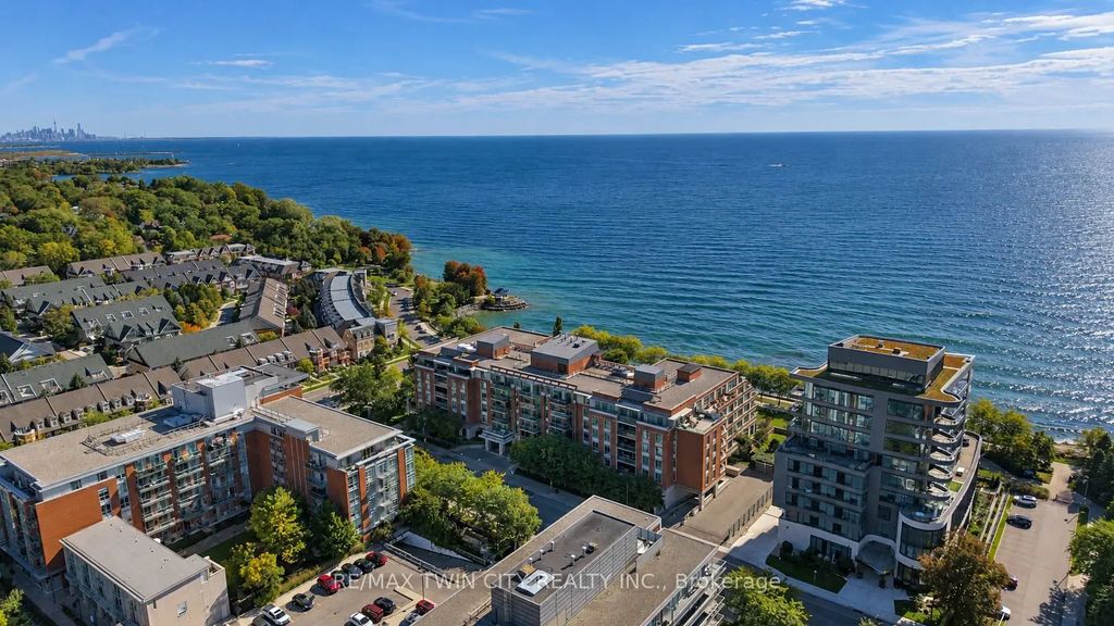 65 Port Street E 107, Mississauga