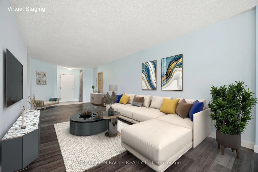 1 Rowntree Road 206, Toronto W10