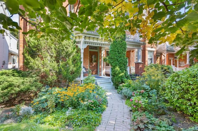195 Dunn Avenue, Toronto W01