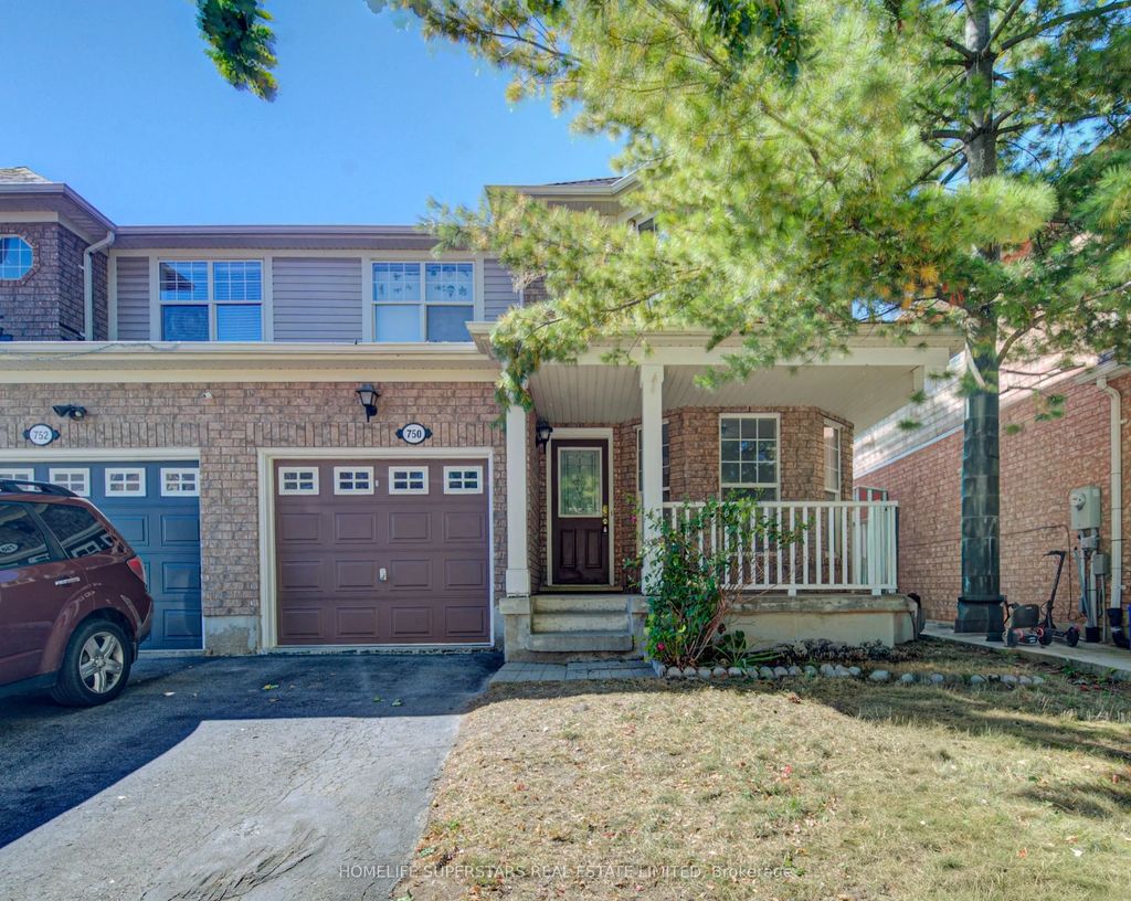 750 Irving Terrace, Milton