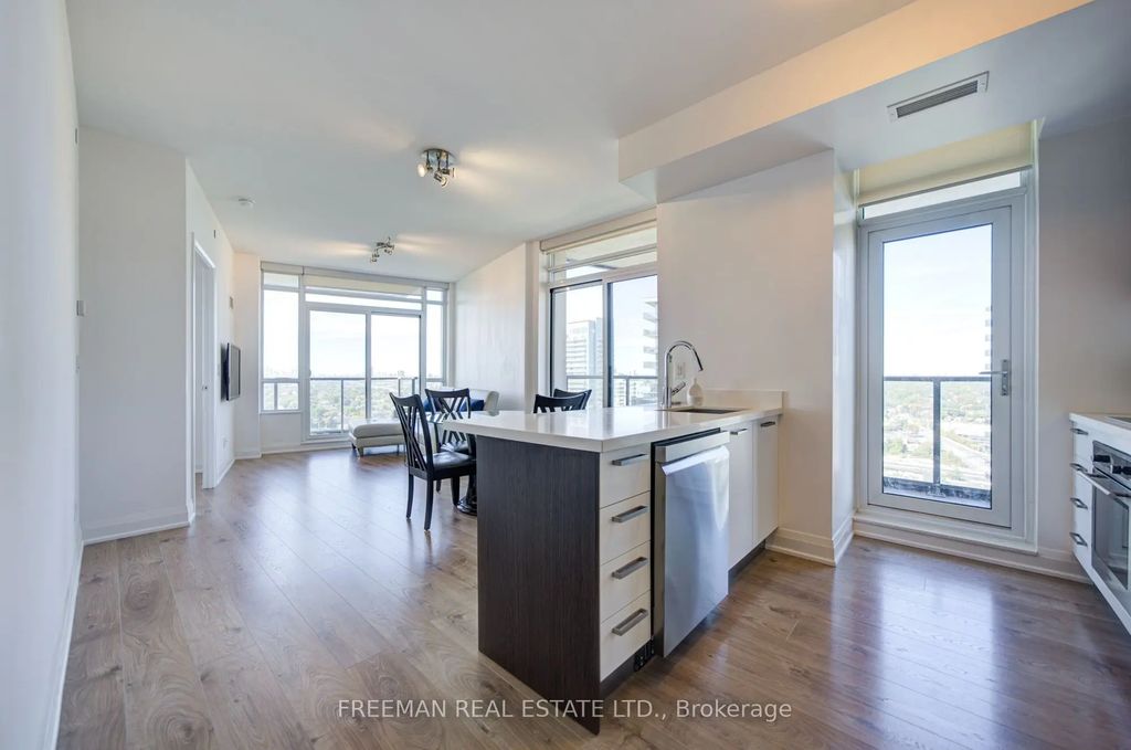 36 Park Lawn Road 2305, Toronto W06