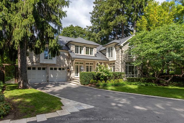 1073 Lakeshore Road E, Oakville