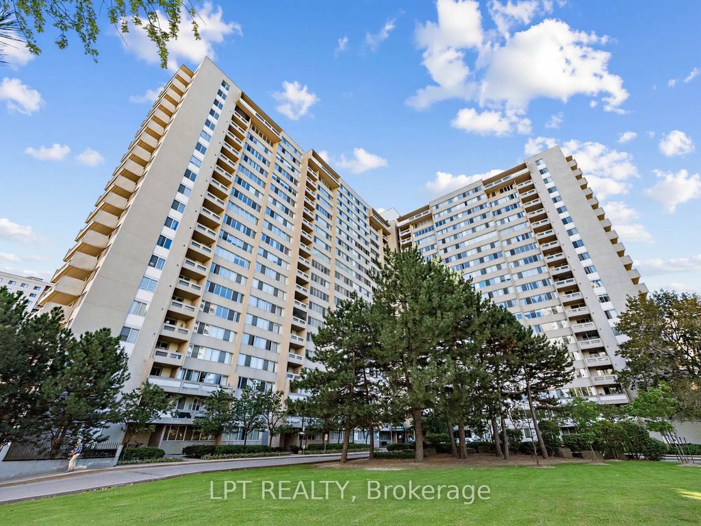 3590 Kaneff Crescent 1112, Mississauga