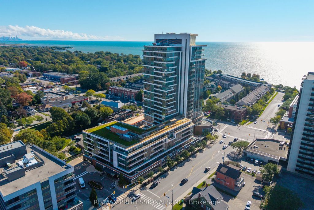 1 Hurontario Street 413, Mississauga