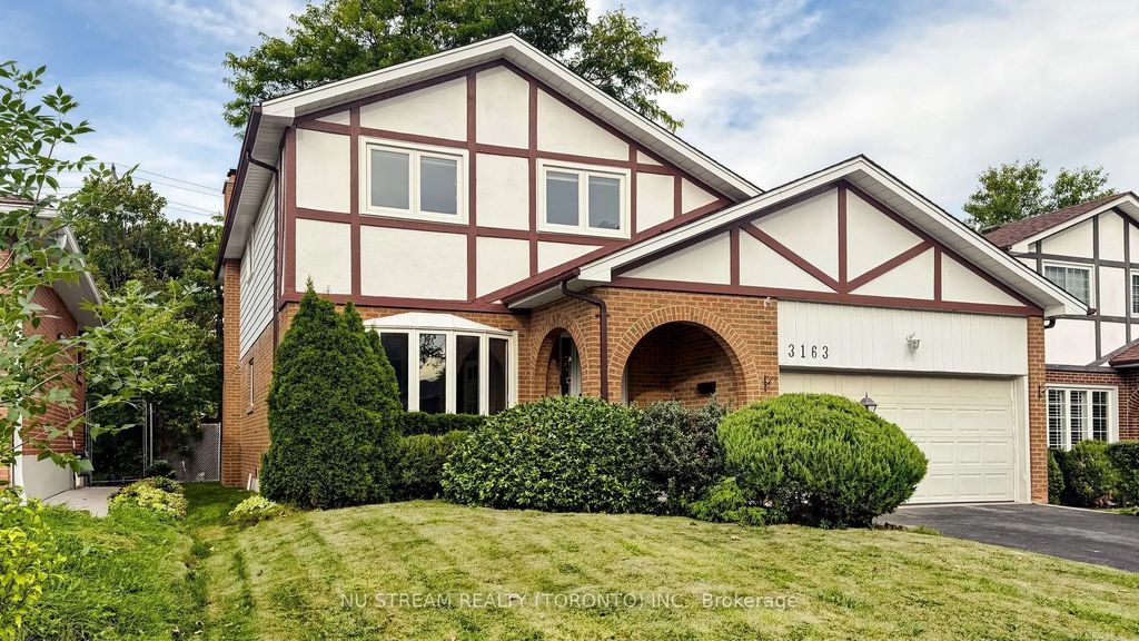 3163 Ibbetson Crescent, Mississauga