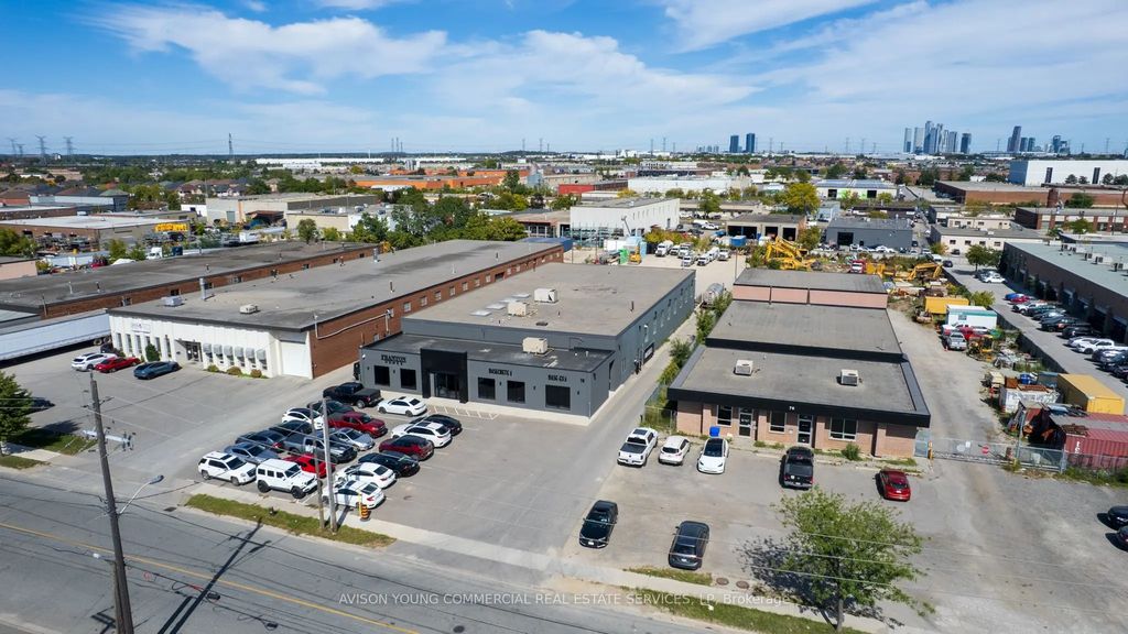 78 Millwick Drive Opt 2, Toronto W05