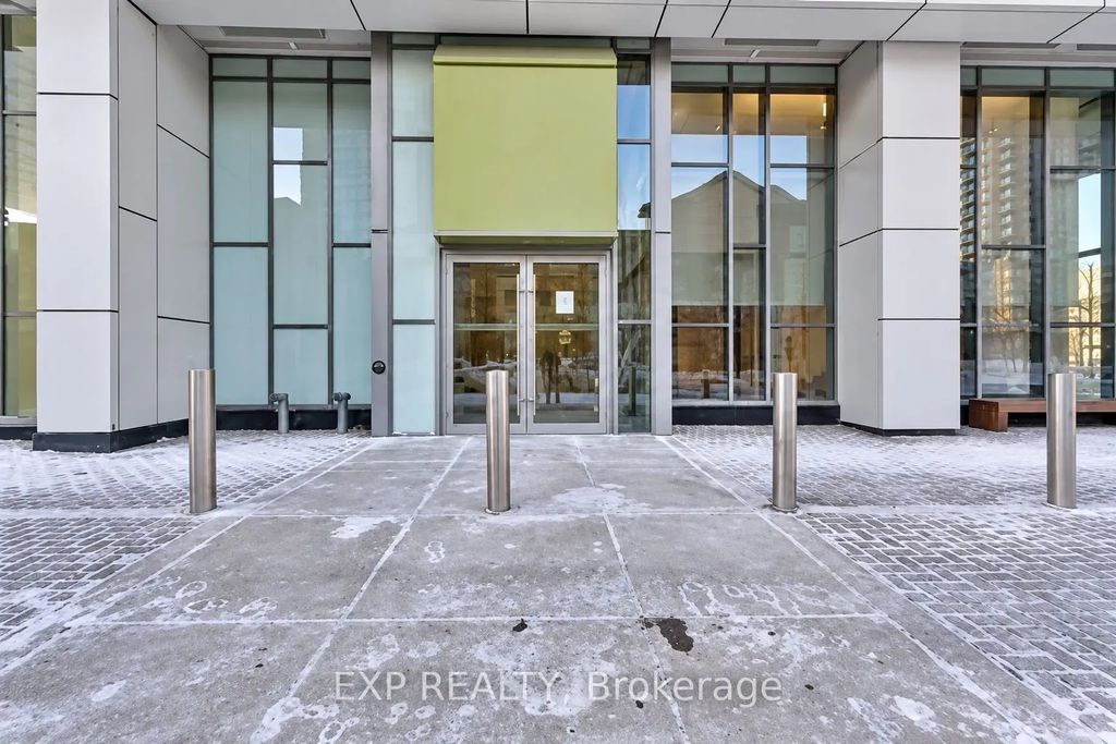 365 Prince Of Wales Drive 1702, Mississauga