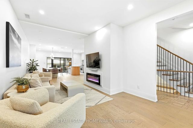 234 Pearson Avenue, Toronto W01