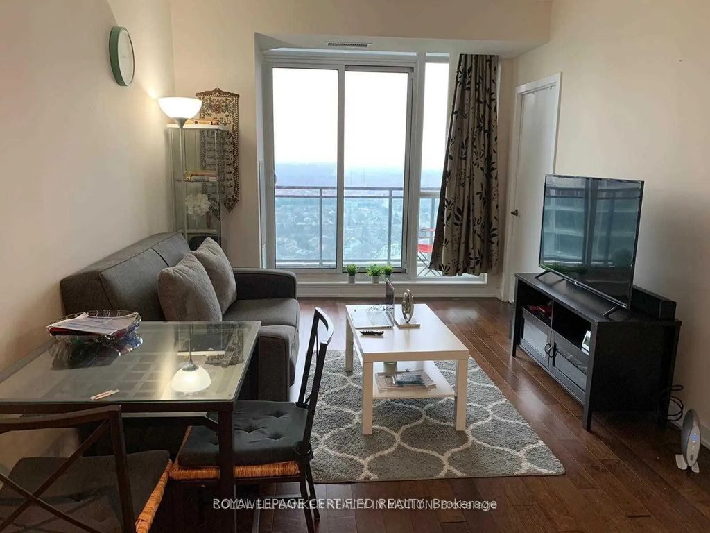 4070 Confederation Parkway 3506, Mississauga