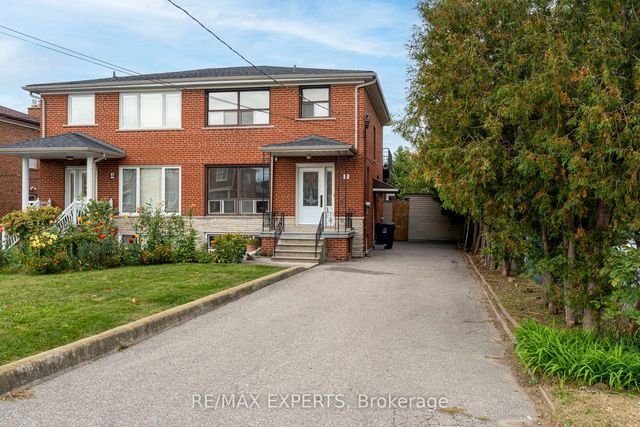 2 Donofree Road, Toronto W04